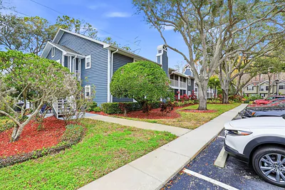 2101 FOX CHASE BOULEVARD 204 #204 Palm Harbor FL