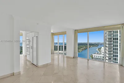 4775 Collins Ave 3007 #3007 Miami Beach FL