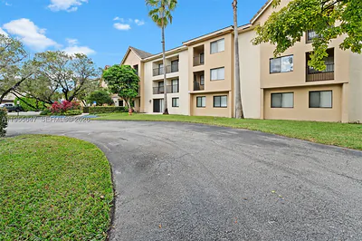 10001 W Atlantic Blvd 218 #218 Coral Springs FL