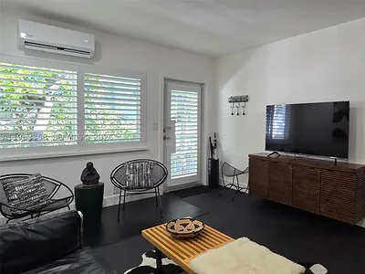 1021 Michigan Ave 9 #9 Miami Beach FL