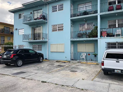 380 E 35th St 2118 #2118 Hialeah FL