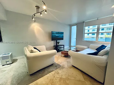 100 Lincoln Rd 728 #728 Miami Beach FL