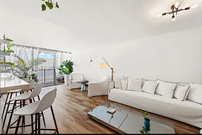 2655 Collins Ave 504 #504 Miami Beach FL