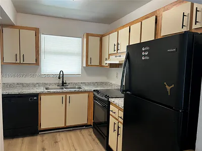 6001 Shakerwood Cir 204 #204 Tamarac FL