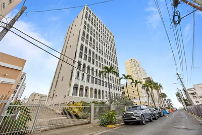 16 CARRION COURT 43 #43 San Juan PR