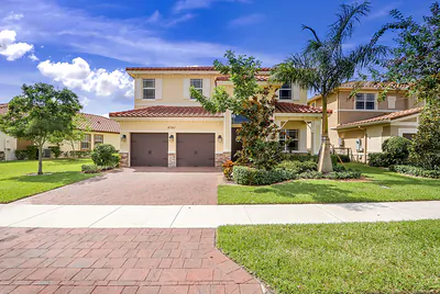 9761 S Miralago Way Parkland FL