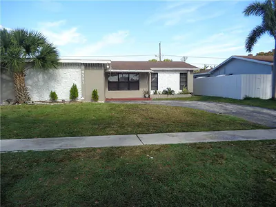 9571 Sunset Strip, Sunrise, FL 33322 Sunrise FL