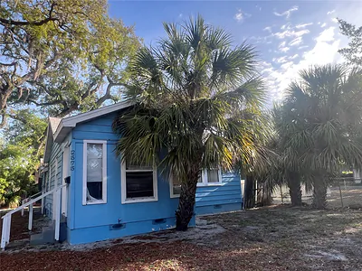 2575 18TH AVENUE S St Petersburg FL