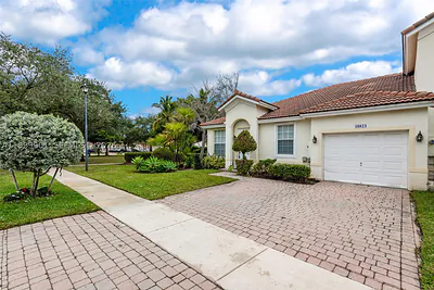 18823 SW 28th St Miramar FL