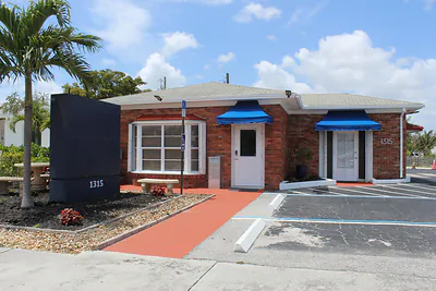 1315 N Dixie Highway 3, Lake Worth Beach, FL 33460 #3 Lake Worth Beach FL