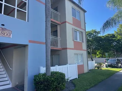18860 NW 57th Avenue 106, Hialeah, FL 33015 #106 Hialeah FL