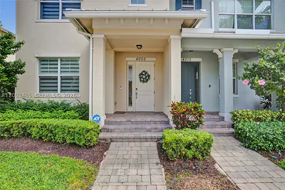 4002 Poinciana Ln Hollywood FL