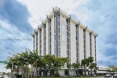 12550 Biscayne Blvd UNIT 403 North Miami FL