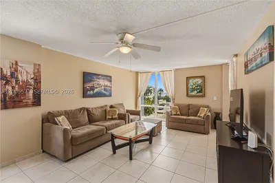 1600 S Ocean Dr 4G #4G Hollywood FL