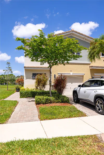 345 NE 194th Ln Miami FL
