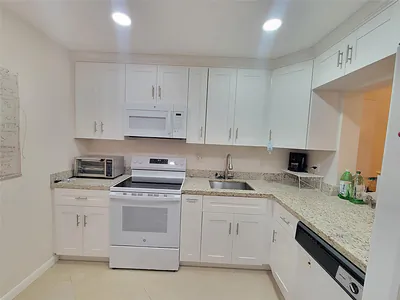 5945 Del Lago Circle, Sunrise, FL 33313 Sunrise FL