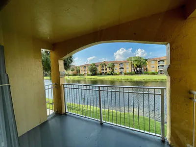 9615 NW 1st Court 10-202, Pembroke Pines, FL 33024 #10-202 Pembroke Pines FL