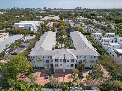2725 NE 8th Avenue 109, Wilton Manors, FL 33334 #109 Wilton Manors FL