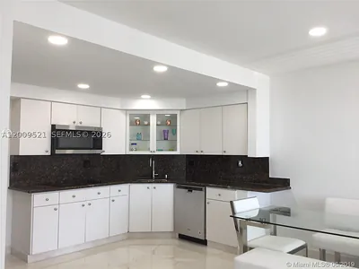 1408 Brickell Bay Dr 1002 #1002 Miami FL