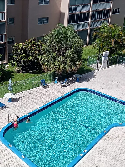 319 NE 14th Avenue 604, Hallandale Beach, FL 33009 #604 Hallandale Beach FL