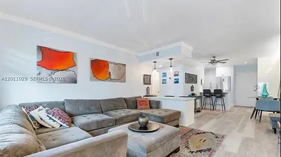 1130 11th St 4E #4E Miami Beach FL