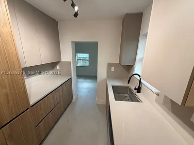 328 NE 57th St Miami FL