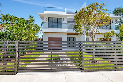 1223 SW 12th Ct 1223 #1223 Miami FL