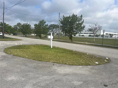 9260 SW 164th St Palmetto Bay FL