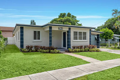 741 W 10th Street, Riviera Beach, FL 33404 Riviera Beach FL