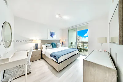 90 SW 3rd St 3109 #3109 Miami FL