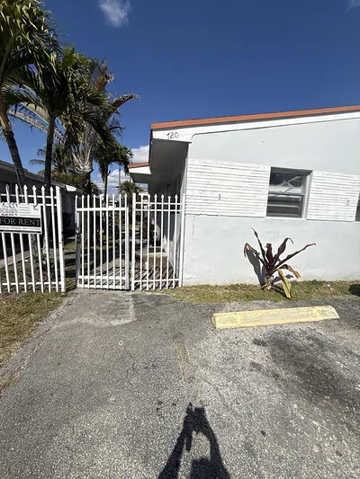 720 SW 7th Street 4, Dania Beach, FL 33004 #4 Dania Beach FL