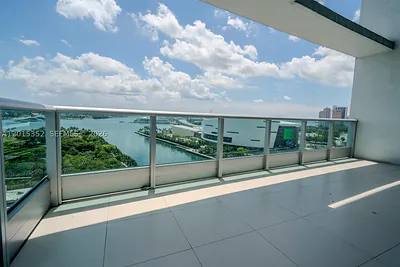 900 Biscayne Blvd 1707 #1707 Miami FL