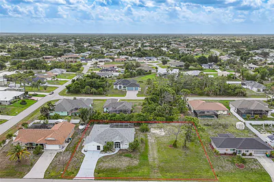 7410 CAPITAL HEIGHTS STREET Englewood FL