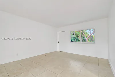 407 SE 9th Court 1 #1 Hallandale Beach FL
