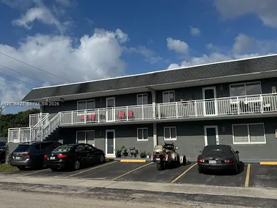 920 SE 2nd Avenue 7, Hallandale Beach, FL 33009 #7 Hallandale Beach FL