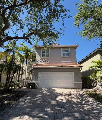 1125 Satinleaf St Hollywood FL