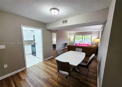 4164 Inverrary Dr 204 #204 Lauderhill FL