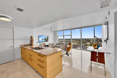 1830 S Ocean Dr 4807 #4807 Hallandale Beach FL