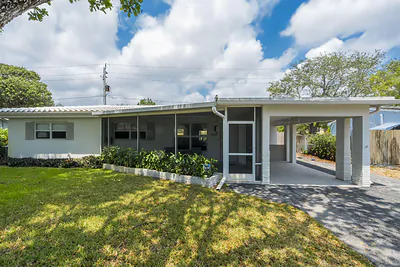 1065 SW 4th Terrace Pompano Beach FL