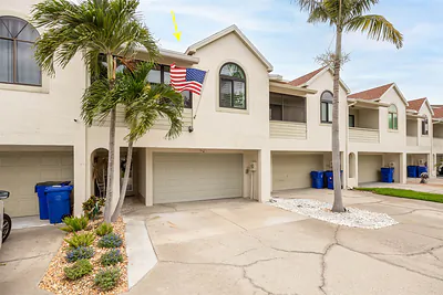 2395 HANOVER DR Dunedin FL