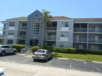 8540 SW 212th Street 202, Cutler Bay, FL 33189 #202 Cutler Bay FL