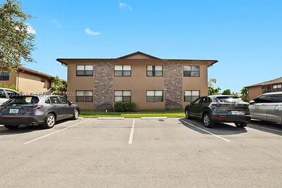 10053 Winding Lake Rd 101 #101 Sunrise FL