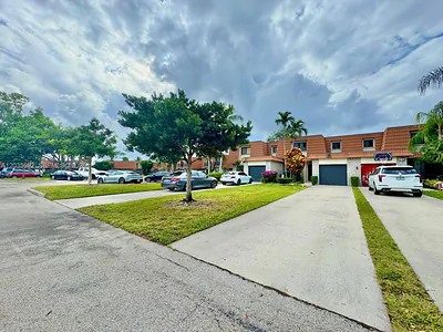 1415 SW 110th Way 1415, Davie, FL 33324 #1415 Davie FL