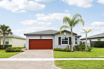 8292 NW Greenbank Circle, Port St. Lucie, FL 34987 Port St Lucie FL