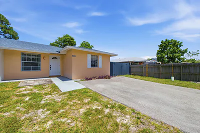 5256 Cannon Way West Palm Beach FL