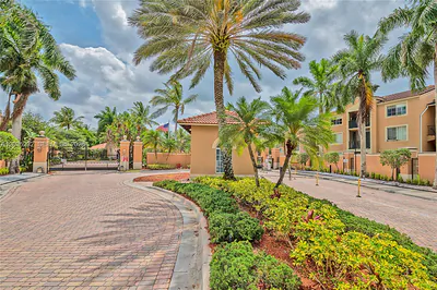 8000 N Nob Hill Road 106, Tamarac, FL 33321 #106 Tamarac FL