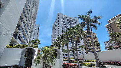 1904 S Ocean Drive 1807, Hallandale Beach, FL 33009 #1807 Hallandale Beach FL