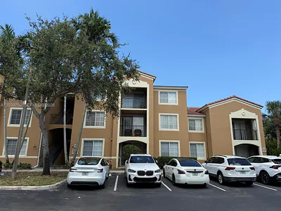 8050 N Nob Hill Road 105, Tamarac, FL 33321 #105 Tamarac FL