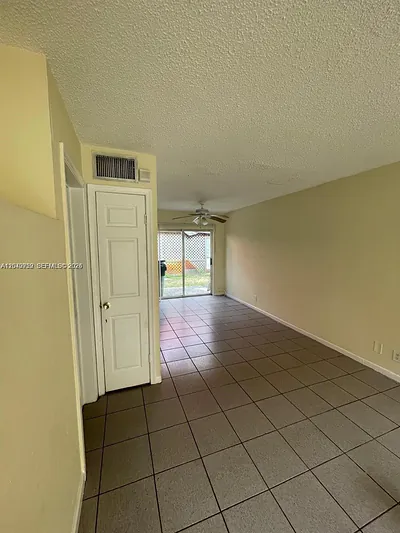 5305 NW 27th Street 6C, Lauderhill, FL 33313 #6C Lauderhill FL