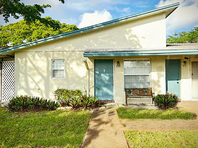 3001 NW 4th Terrace 152 #152 Pompano Beach FL